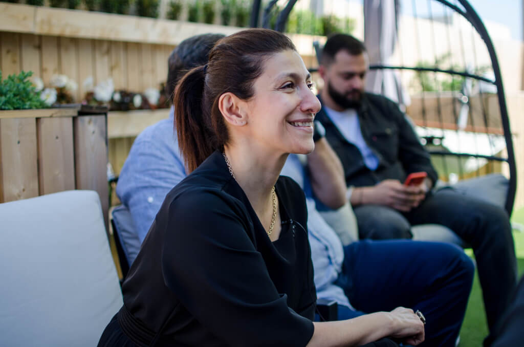 Гаяне Бреиова, владелица ресторана Gayane’s и совладелица концепции «Vеганутые» на площадке Europolis Ростокино (Москва) во время телемоста «Гастрономические тренды двух столиц», организованном MarketMedia. Гаяне Бреиова, владелица ресторана Gayane’s и совладелица концепции «Vеганутые» на площадке Europolis Ростокино (Москва) во время телемоста «Гастрономические тренды двух столиц», организованном MarketMedia.