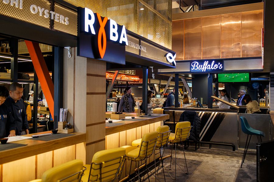 В феврале 2019 г. суши-бар с расширенным меню Ryba International заработал в пространстве нового фуд-молла «Депо».