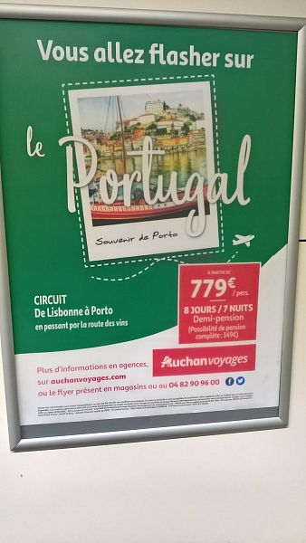 Реклама туров с туристическим агентством по брендом «Auchan»