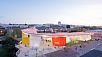 Скейт-парк Factoria Joven («молодежная фабрика») в Мериде, Испания, открылся в марте этого года. Проект комплекса был разработан мадридской компанией SelgasCano Architects.